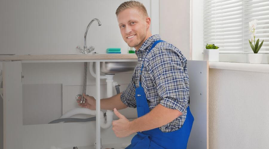 Expert burst pipe repair services in Hartly, DE